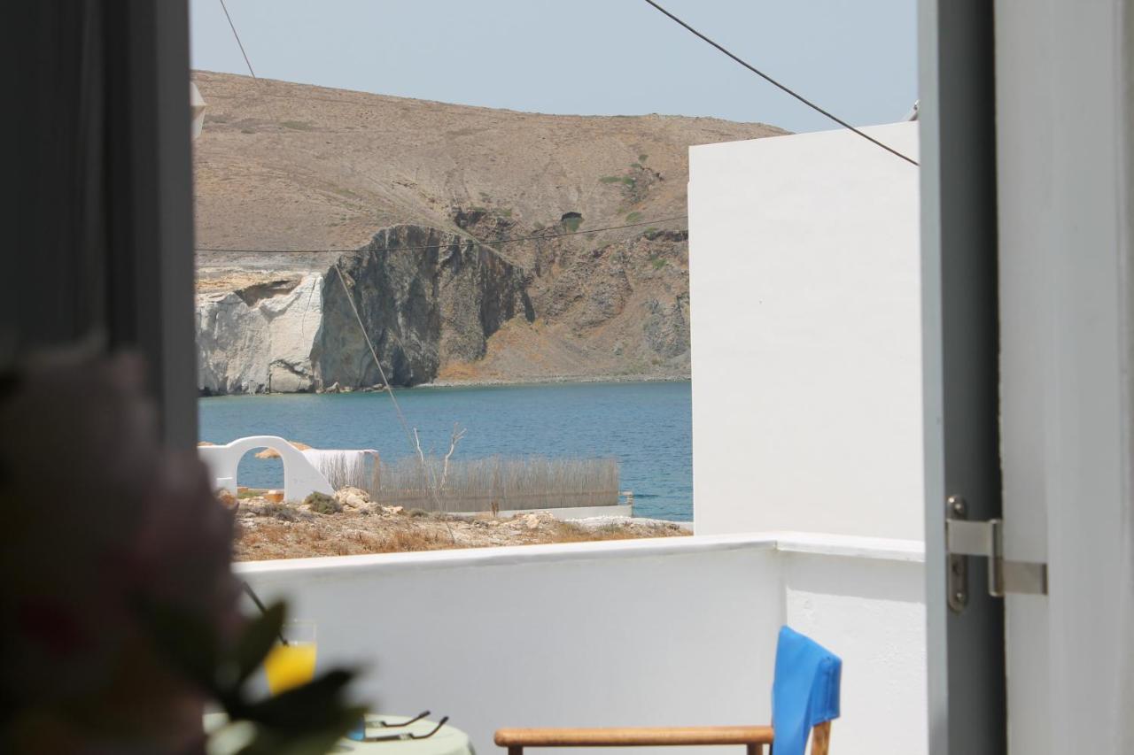 V-Rooms In Milos Cyclades بولونيا المظهر الخارجي الصورة