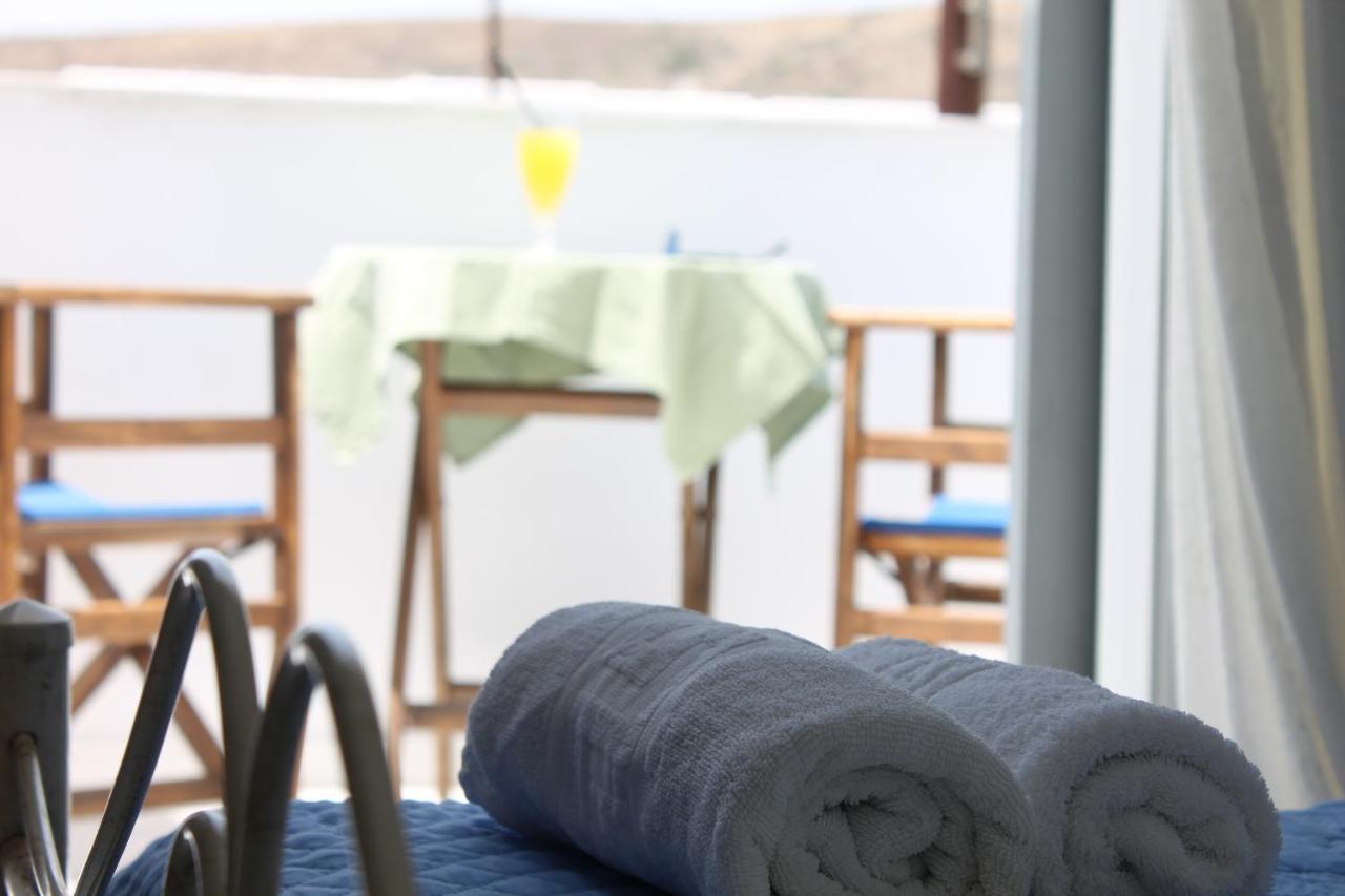 V-Rooms In Milos Cyclades بولونيا المظهر الخارجي الصورة