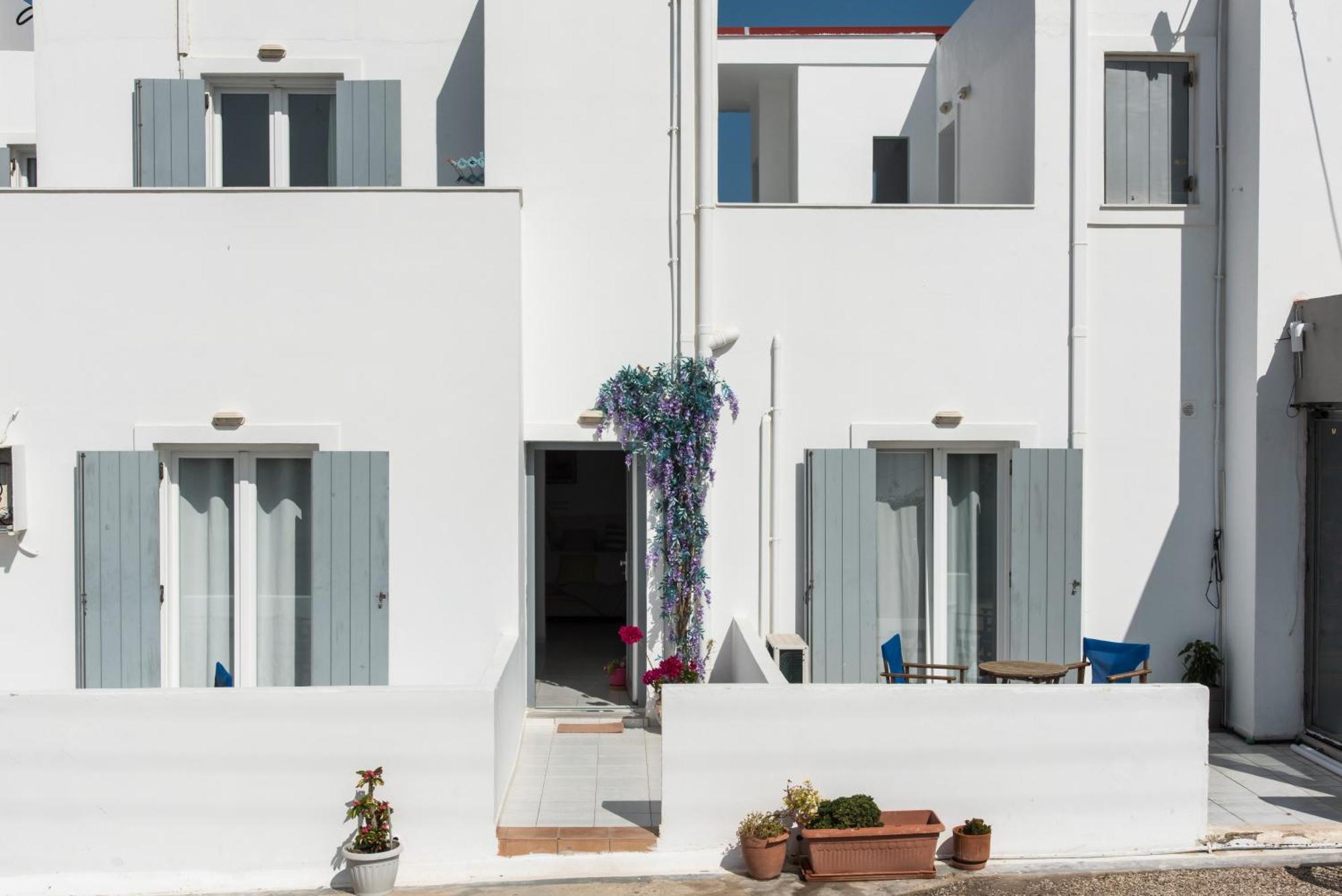 V-Rooms In Milos Cyclades بولونيا المظهر الخارجي الصورة