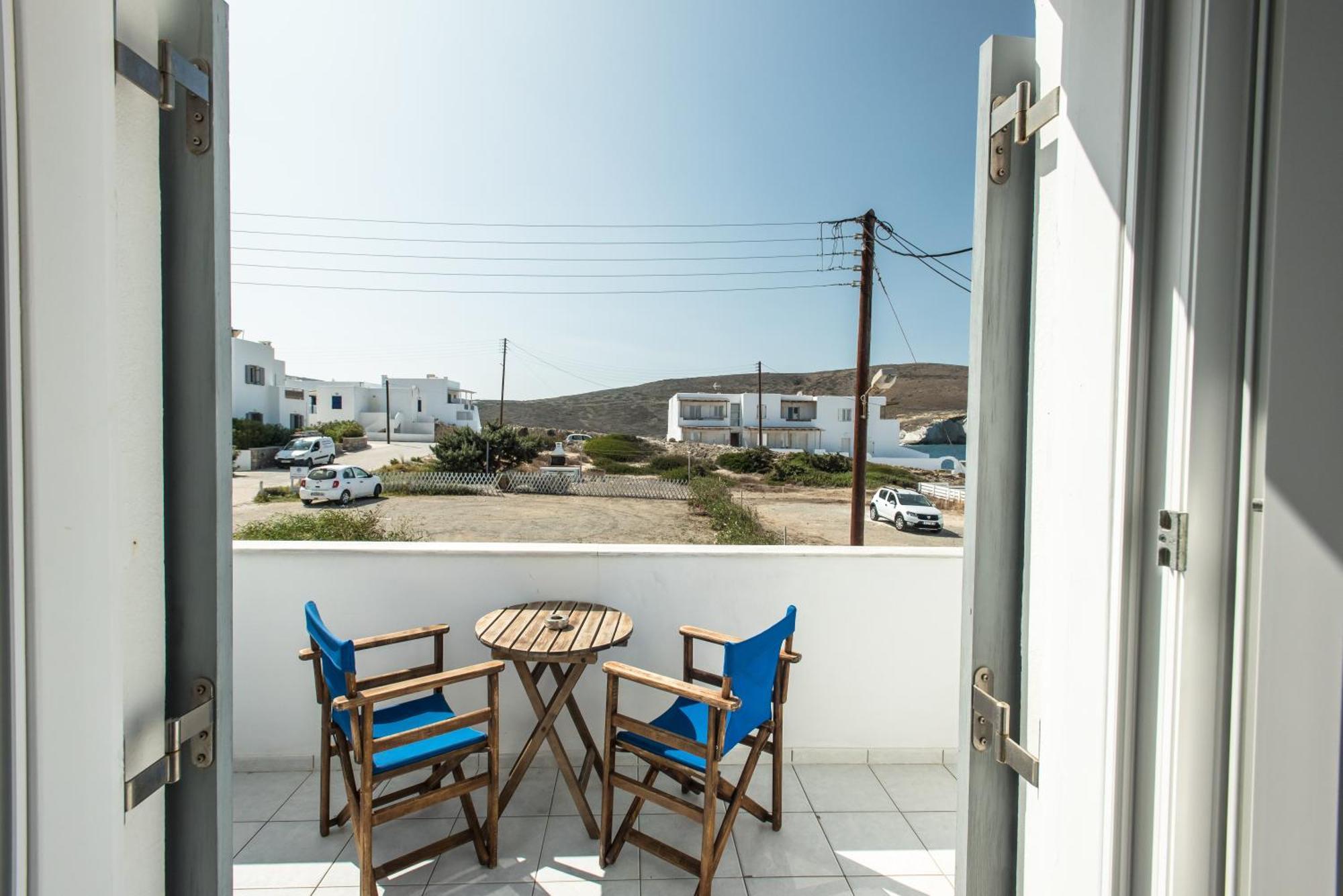 V-Rooms In Milos Cyclades بولونيا المظهر الخارجي الصورة